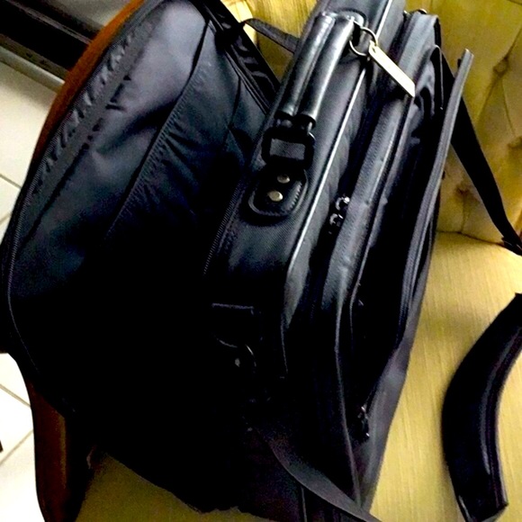 NEW Port Noteworthy Profession lap top/organizer/briefcase - Picture 6 of 13